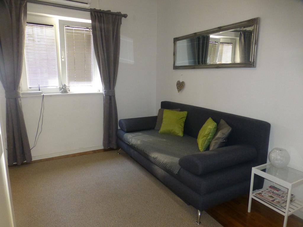 Apartment Emily Zagreb Bagian luar foto